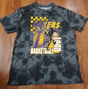 NBA Black and Yellow Short Sleeve Tee with Graphic Design